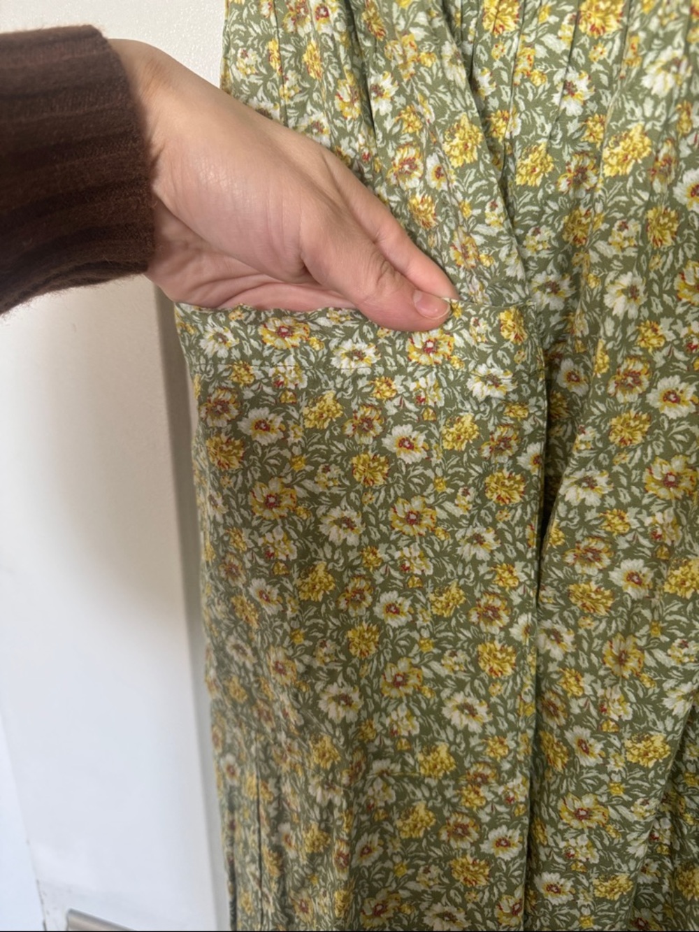 Green Floral Ruffle Midi Dress - Picture 3 of 4